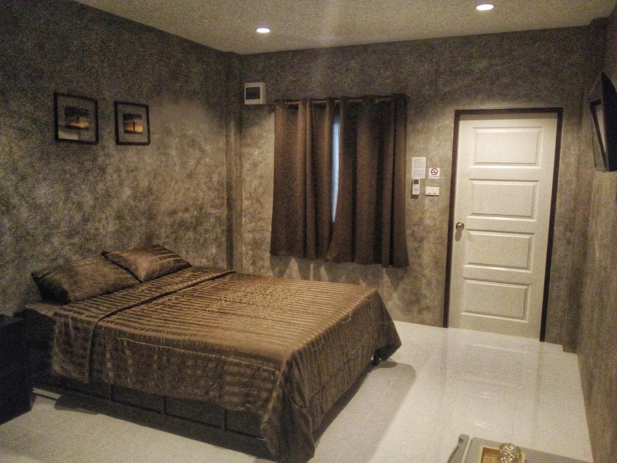 4Hearts Loft House Hotel Surat Thani Buitenkant foto