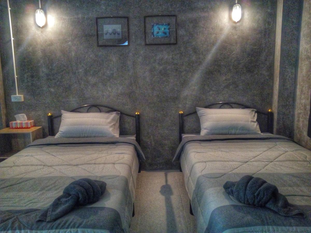 4Hearts Loft House Hotel Surat Thani Buitenkant foto